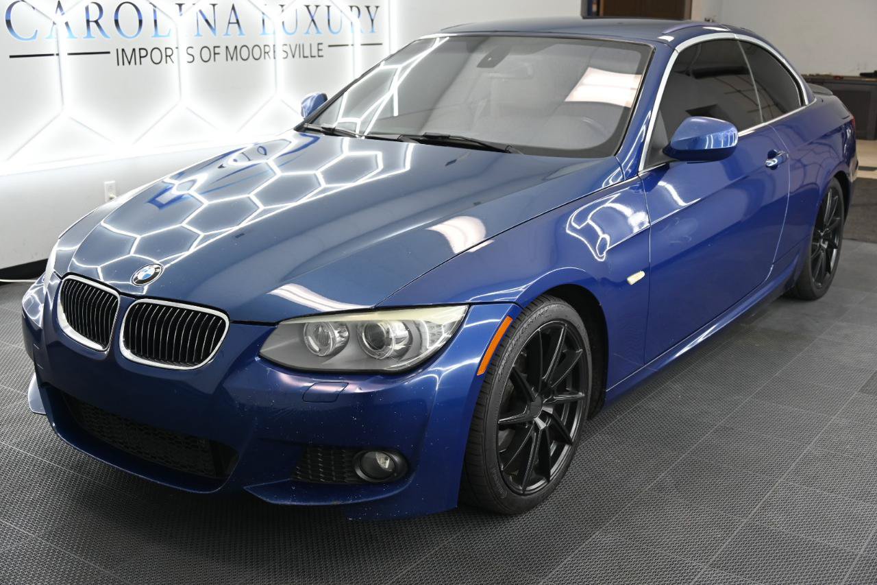 Used 2012 BMW 328i Convertible RWD image 2
