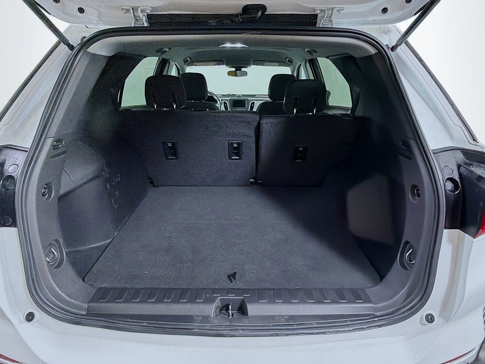 Used 2019 Chevrolet Equinox LS w/ LS Convenience Package FWD image 26