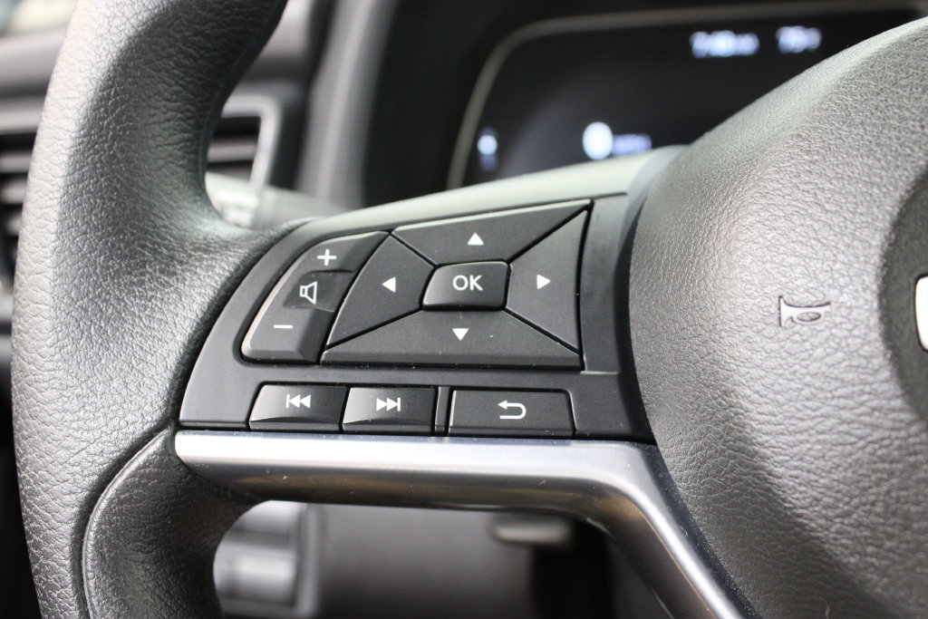 Used 2025 Nissan Leaf S FWD image 24