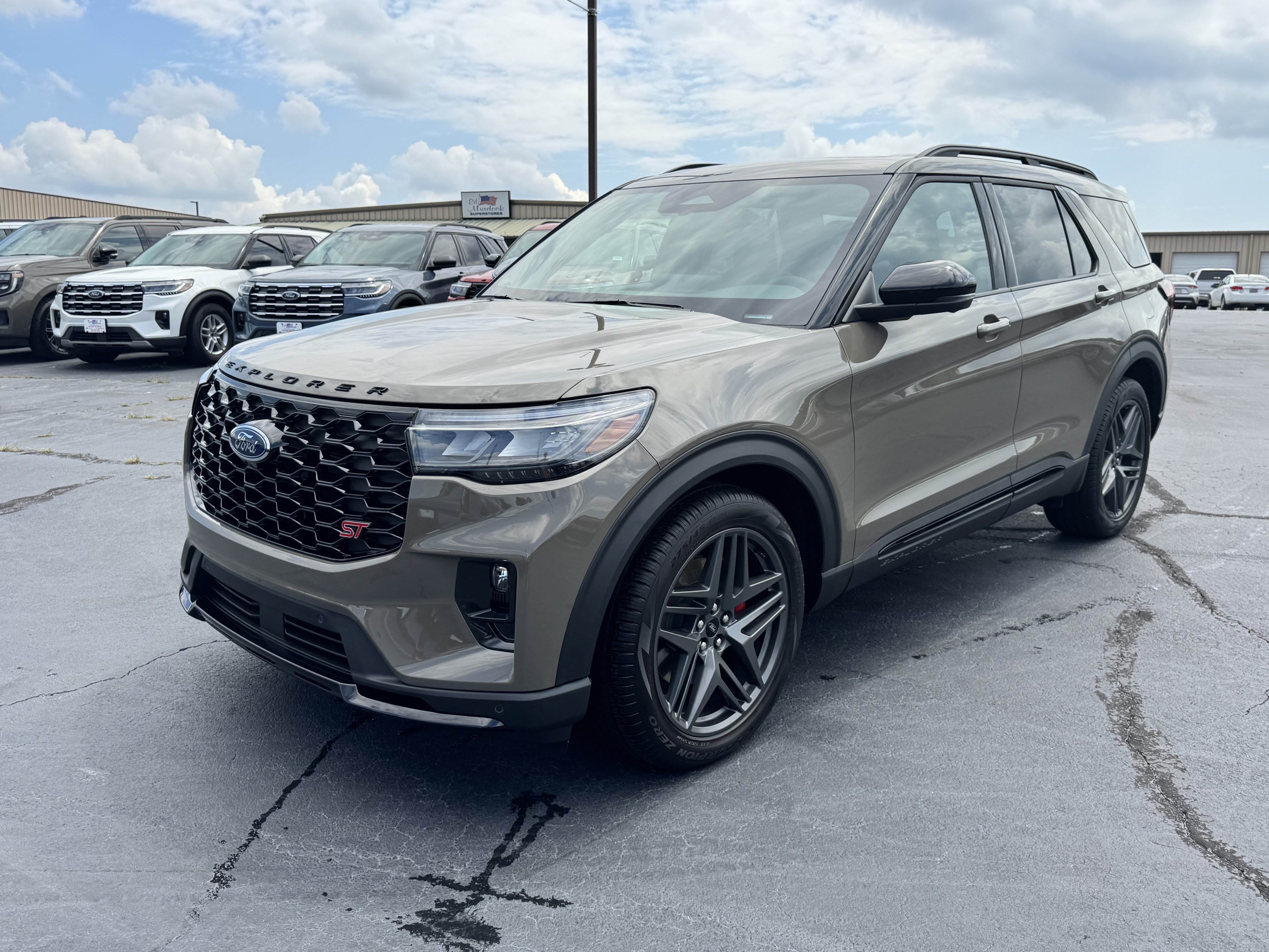 New 2026 Ford Explorer ST w/ Sun And Sound Package AWD/4WD image 2