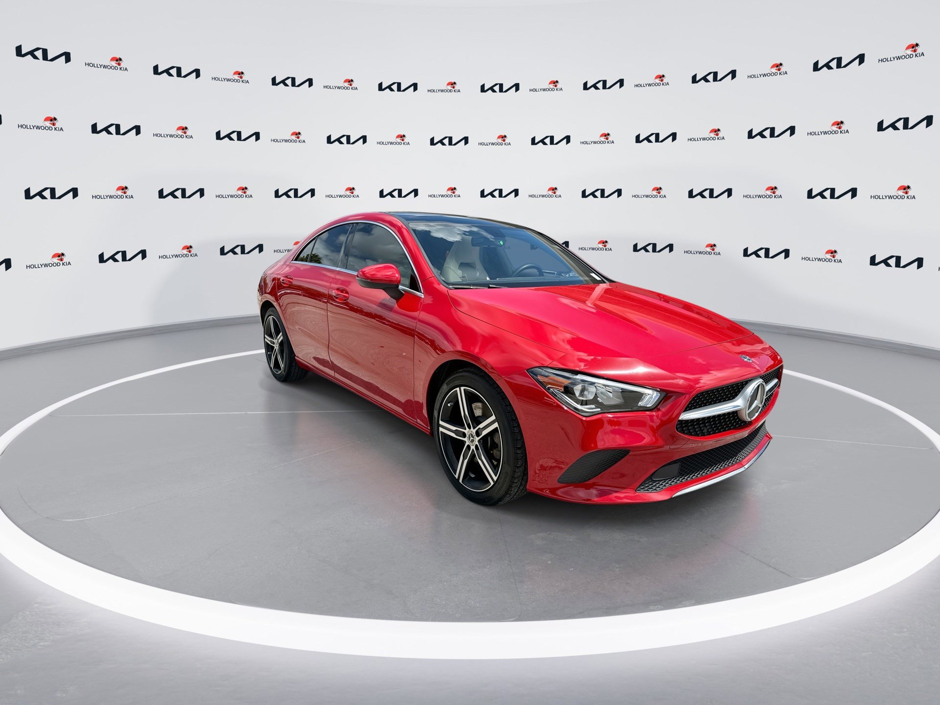 Used 2020 Mercedes-Benz CLA 250 image 2