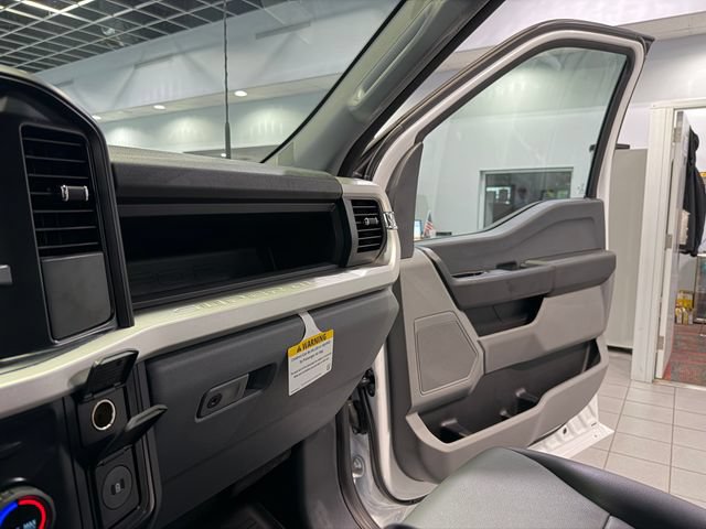 Used 2026 Ford F250 XL w/ XL Chrome Package AWD/4WD image 23