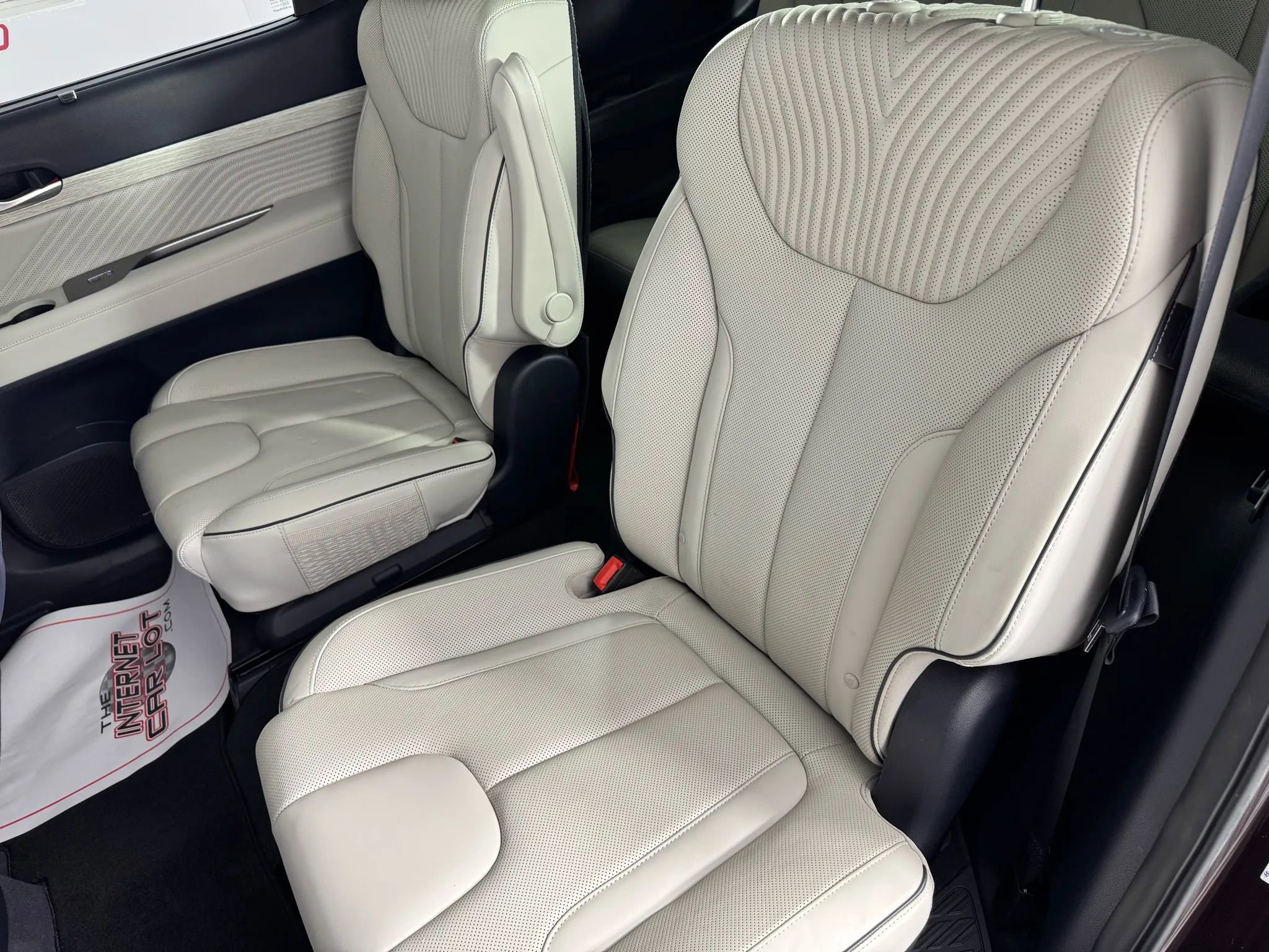 Used 2023 Hyundai Palisade Calligraphy w/ Cargo Package image 40