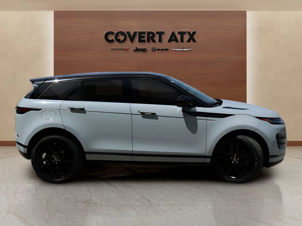 Used 2025 Land Rover Range Rover Evoque Dynamic SE AWD/4WD image 6