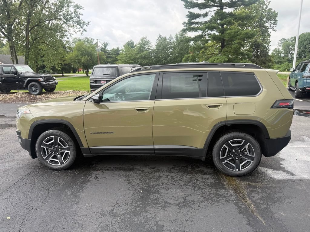 New 2026 Jeep Cherokee Laredo AWD/4WD image 7