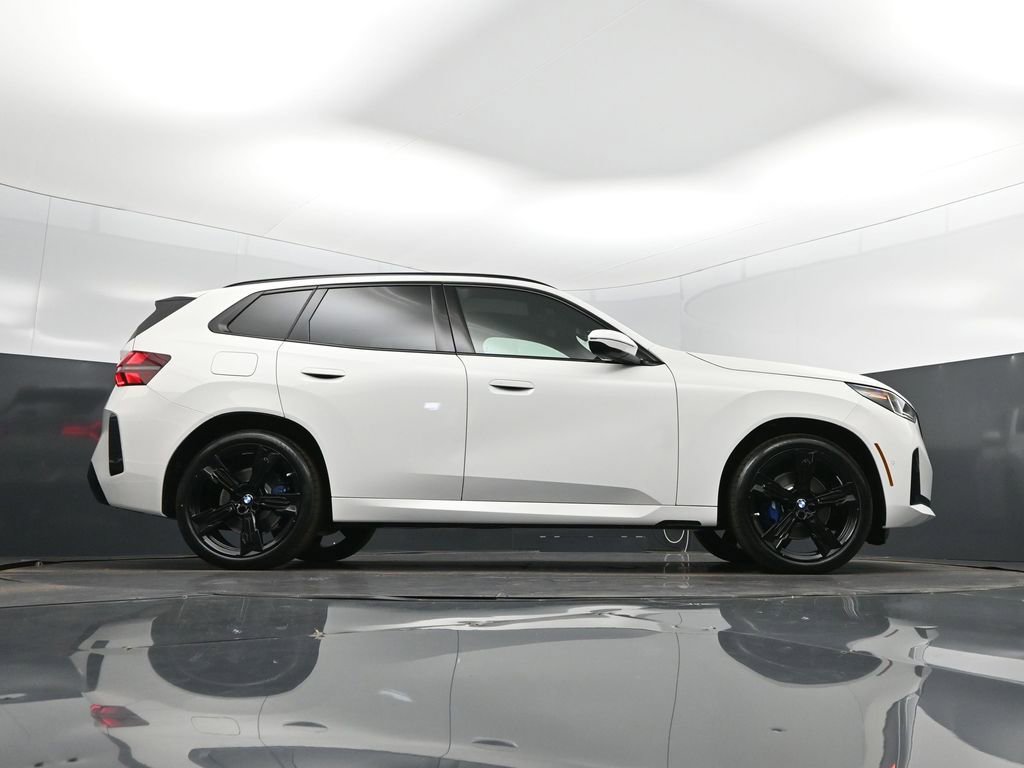 New 2026 BMW X3 xDrive30 w/ M Sport Package AWD/4WD image 43