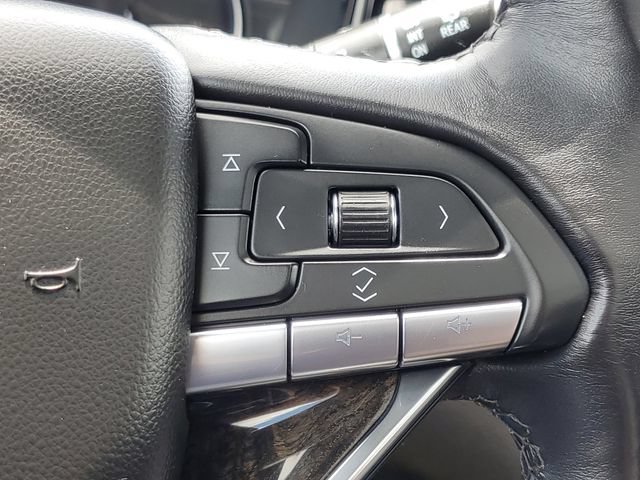 Used 2022 Cadillac XT6 Premium Luxury w/ LPO, Floor Liner Package AWD/4WD image 20