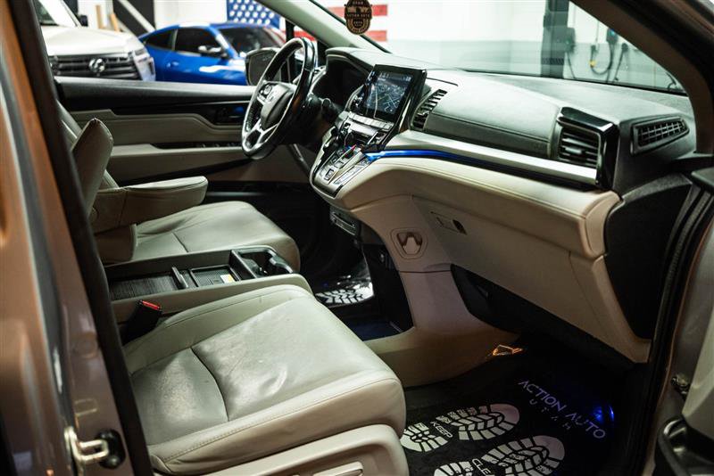 Used 2018 Honda Odyssey Elite image 14