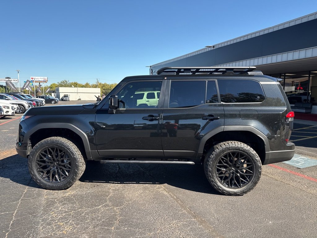 Used 2025 Lexus GX 550 image 11