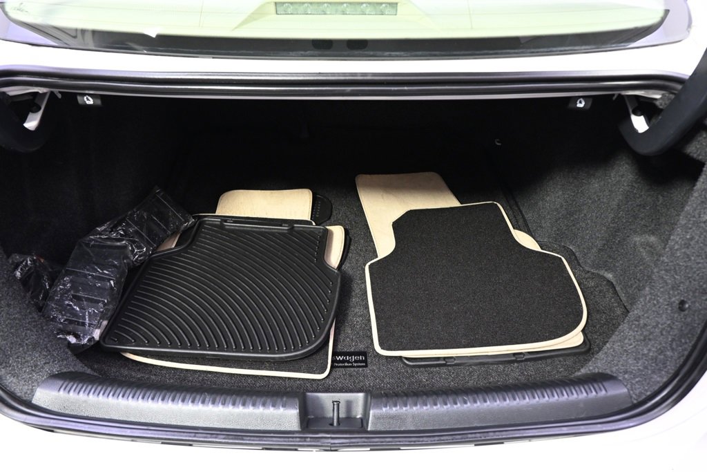 Used 2013 Volkswagen Jetta SE image 17