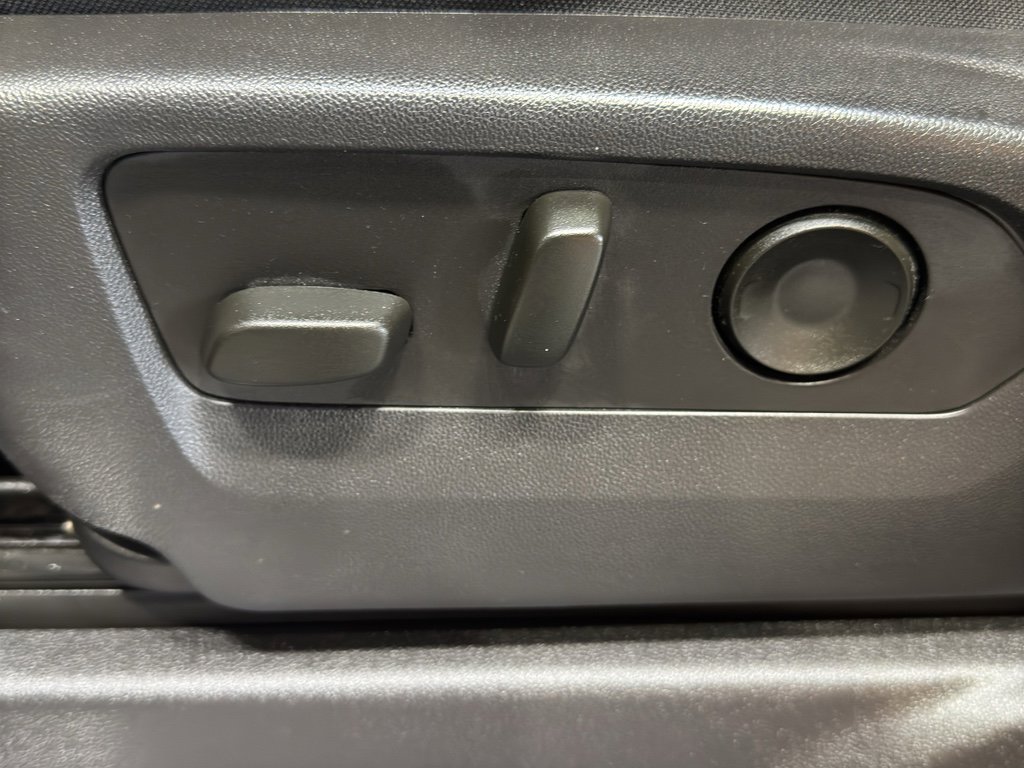 Used 2023 Chevrolet Silverado 1500 RST w/ True North Edition Plus image 15