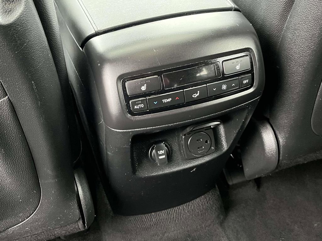 Used 2022 Hyundai Palisade SEL w/ Premium Package image 15