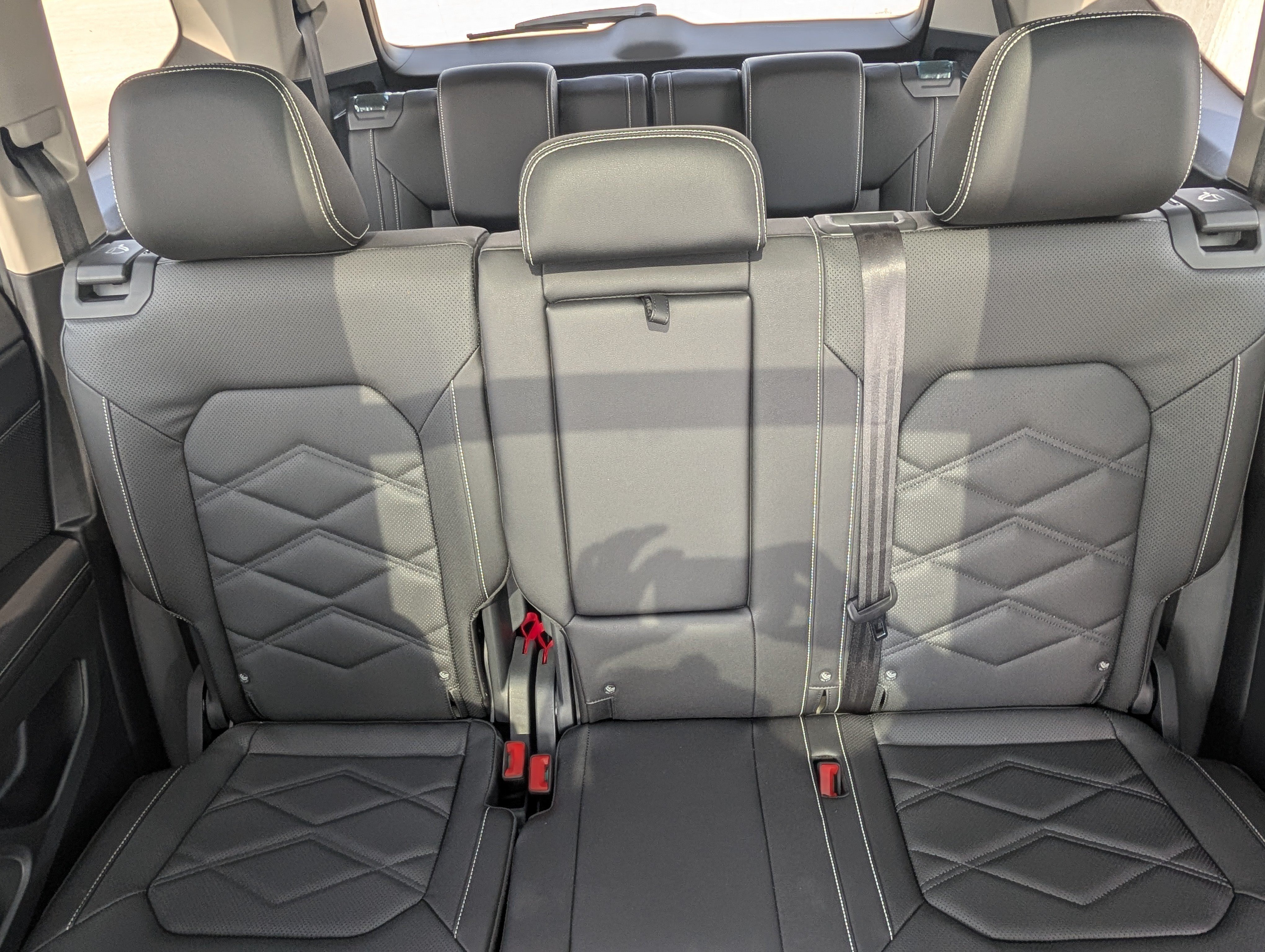 New 2026 Volkswagen Atlas SE FWD image 6