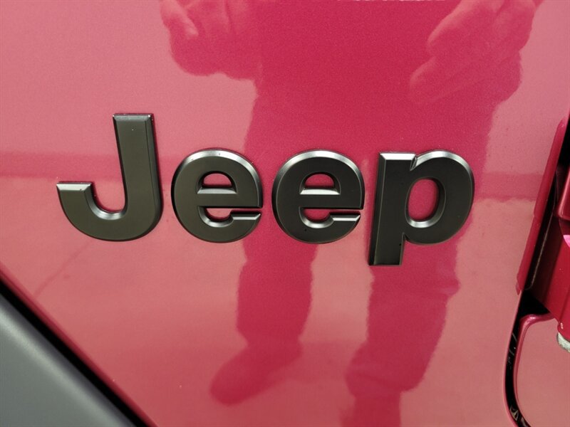 Used 2024 Jeep Wrangler Unlimited Sport AWD/4WD image 31