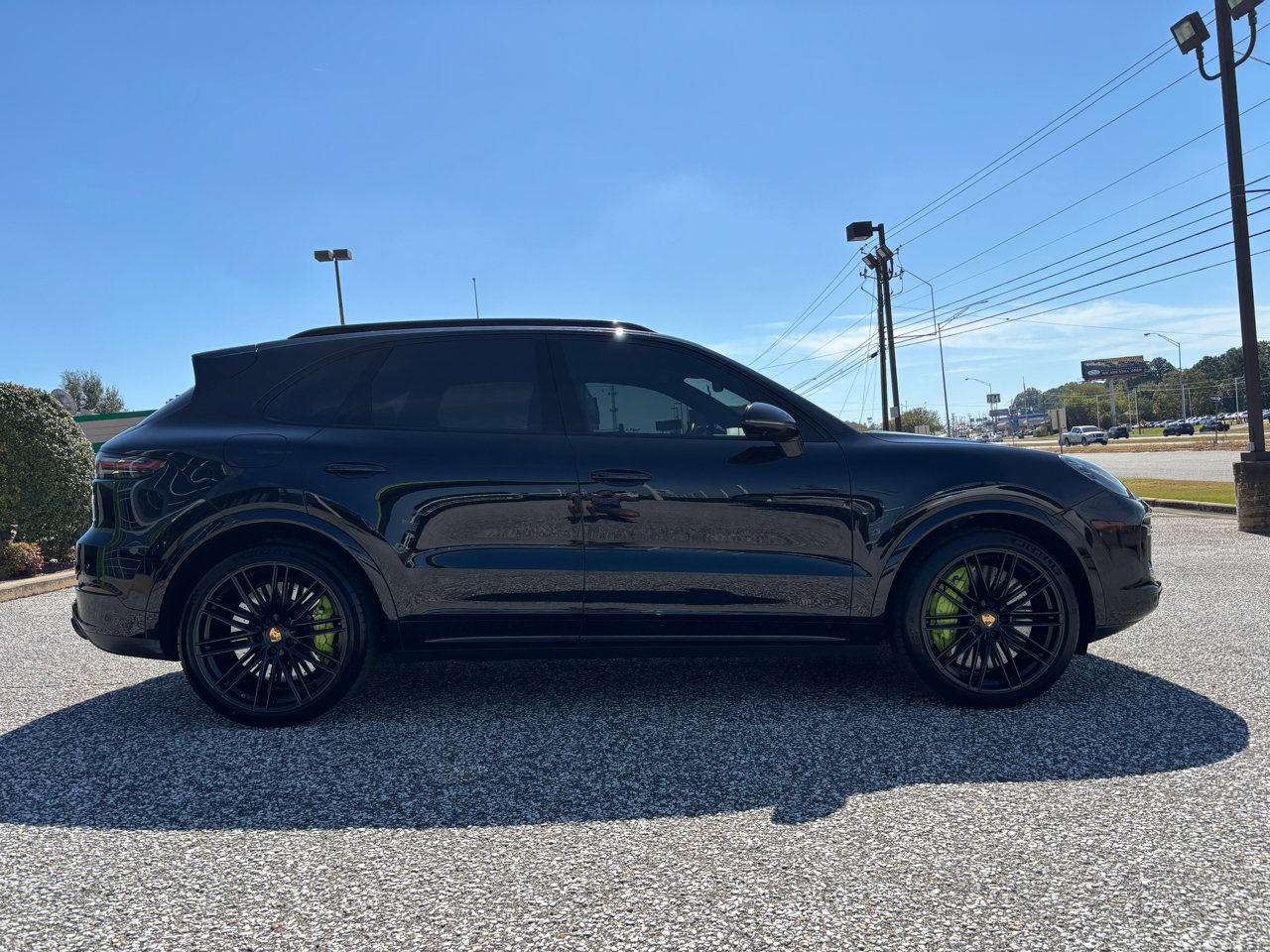 Used 2021 Porsche Cayenne Turbo S image 13