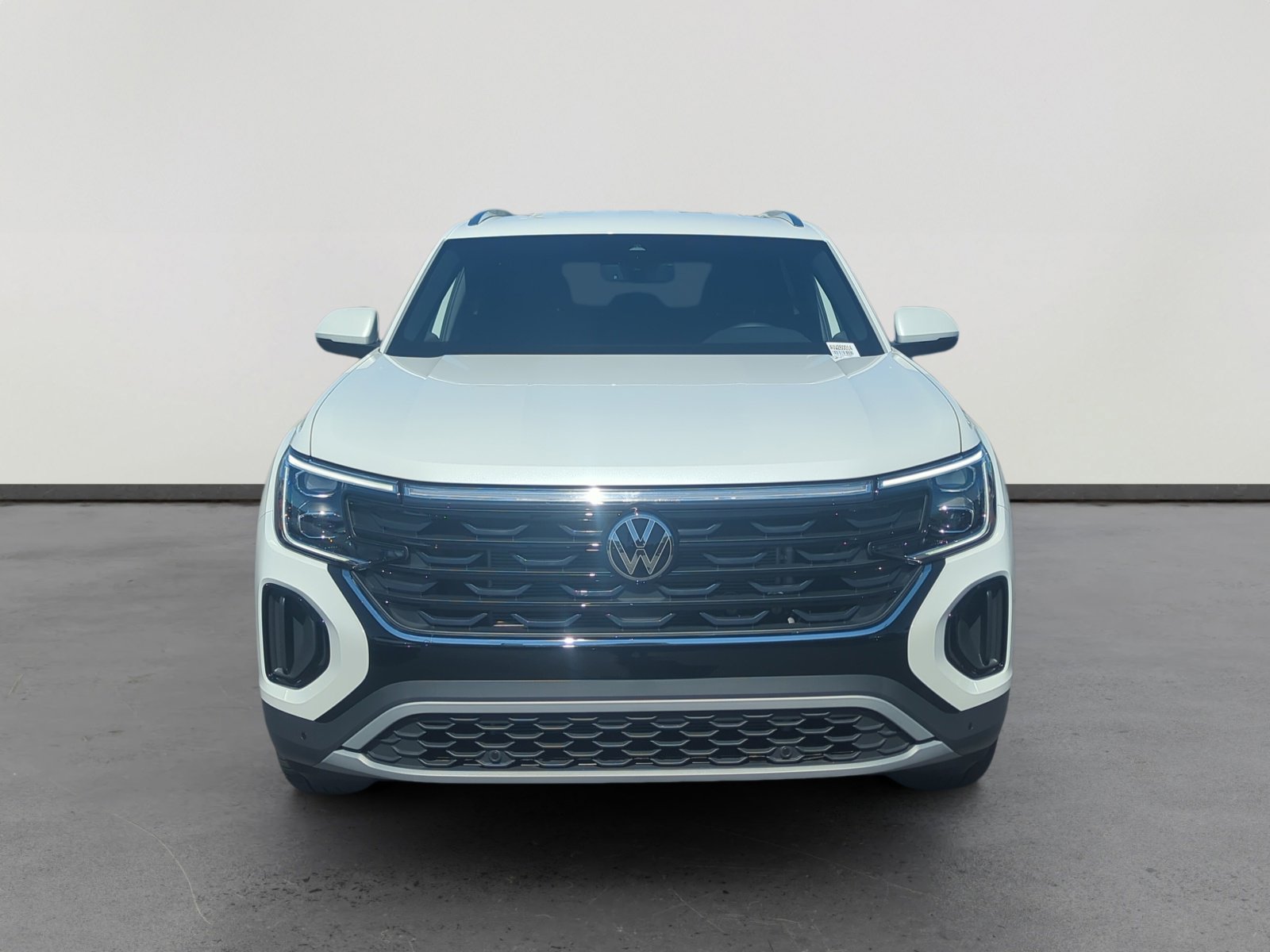 New 2026 Volkswagen Atlas Cross Sport SE image 8