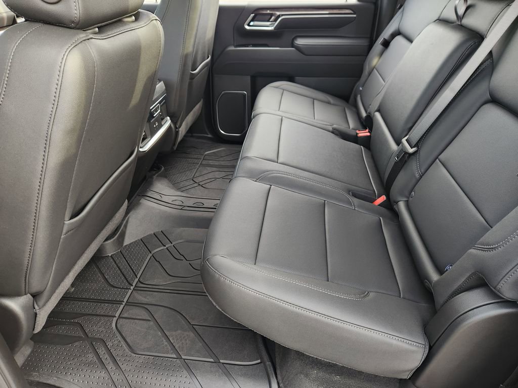 New 2026 Chevrolet Silverado 3500 LTZ w/ LTZ Texas Edition AWD/4WD image 19