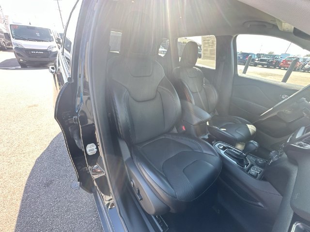 Certified 2023 Jeep Cherokee Altitude Lux AWD/4WD image 26