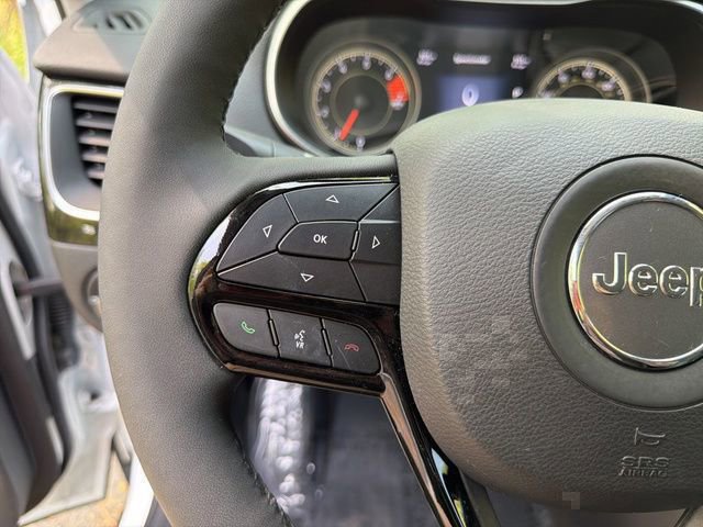 Used 2023 Jeep Cherokee Altitude Lux w/ Lux Elite Package AWD/4WD image 21