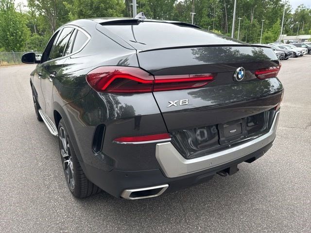 Used 2021 BMW X6 sDrive40i w/ Executive Package RWD image 14