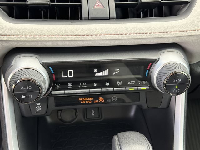 Certified 2022 Toyota RAV4 XLE AWD/4WD image 16