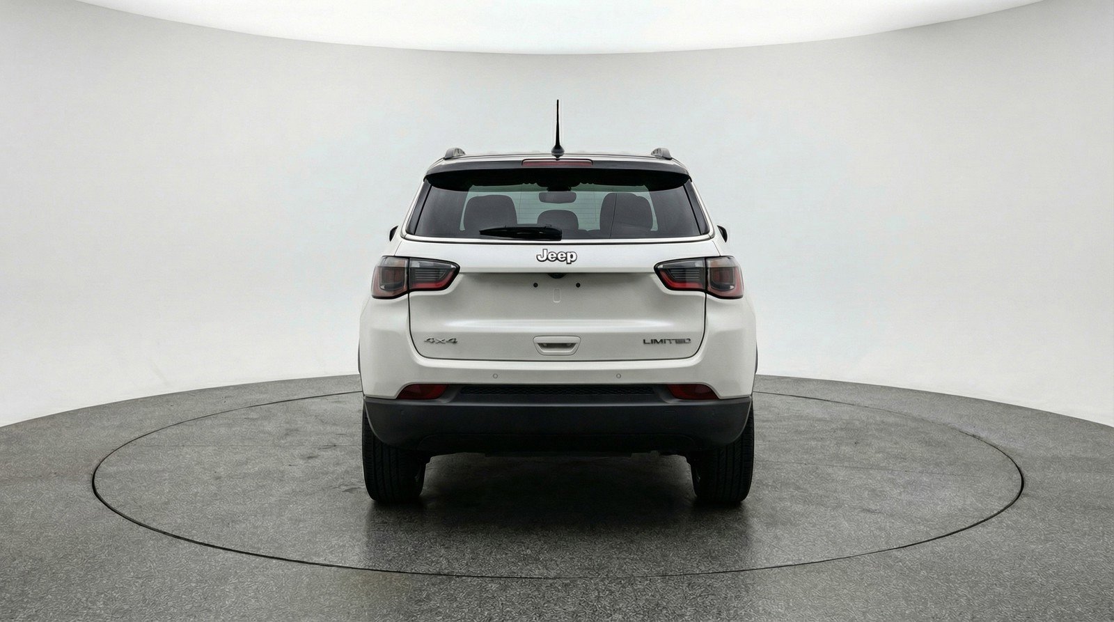 Used 2025 Jeep Compass Limited image 7