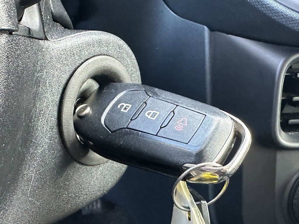 Used 2022 Ford Maverick XL image 28