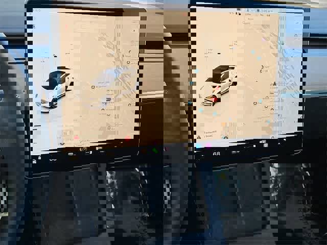 Used 2022 Tesla Model 3 Performance image 27