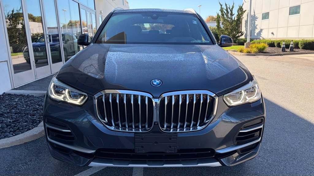 Certified 2022 BMW X5 xDrive45e w/ Executive Package AWD/4WD image 6