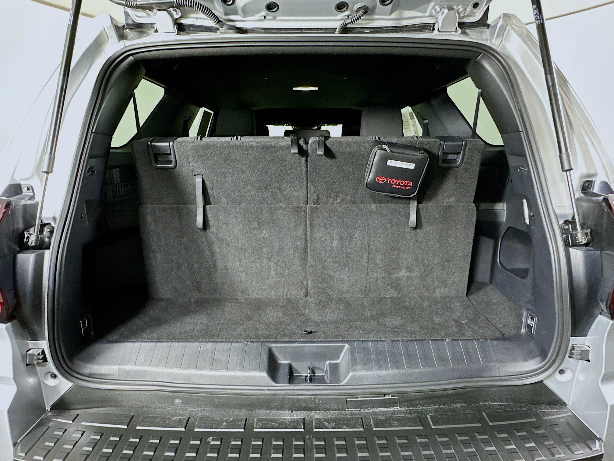 Used 2025 Toyota 4Runner SR5 image 29