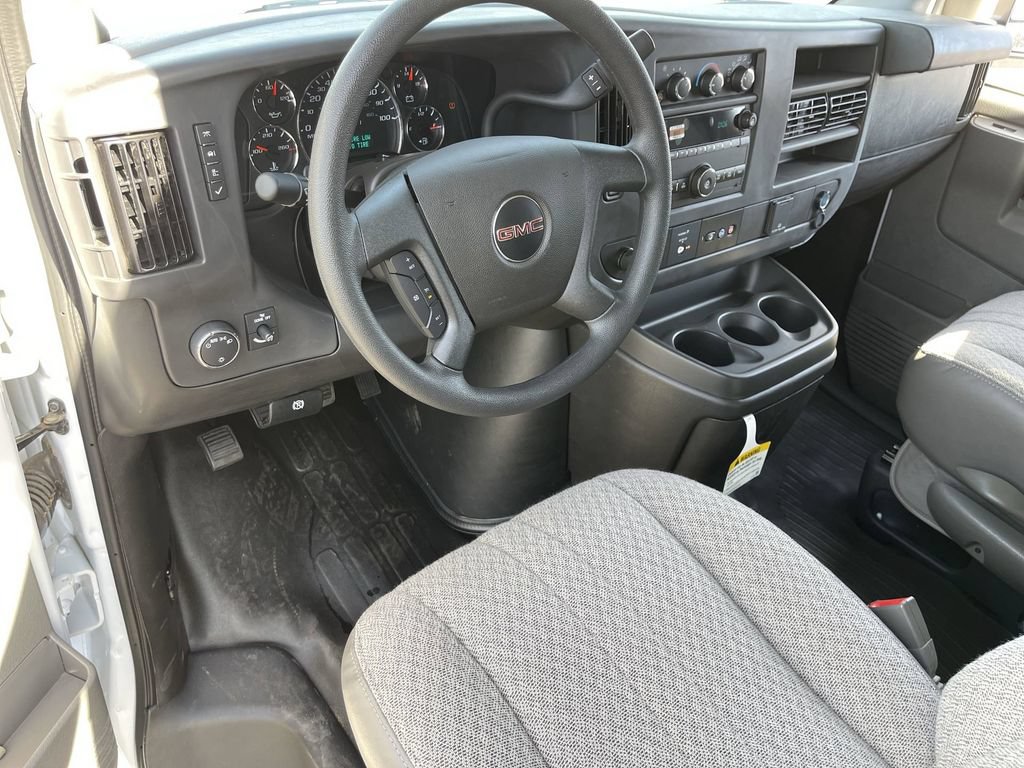 New 2025 GMC Savana 2500 Extended w/ Driver Convenience Package RWD image 10