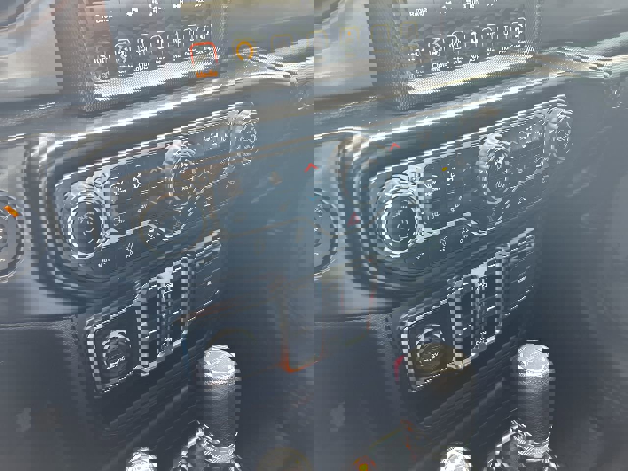 Used 2022 Jeep Gladiator Sport AWD/4WD image 28