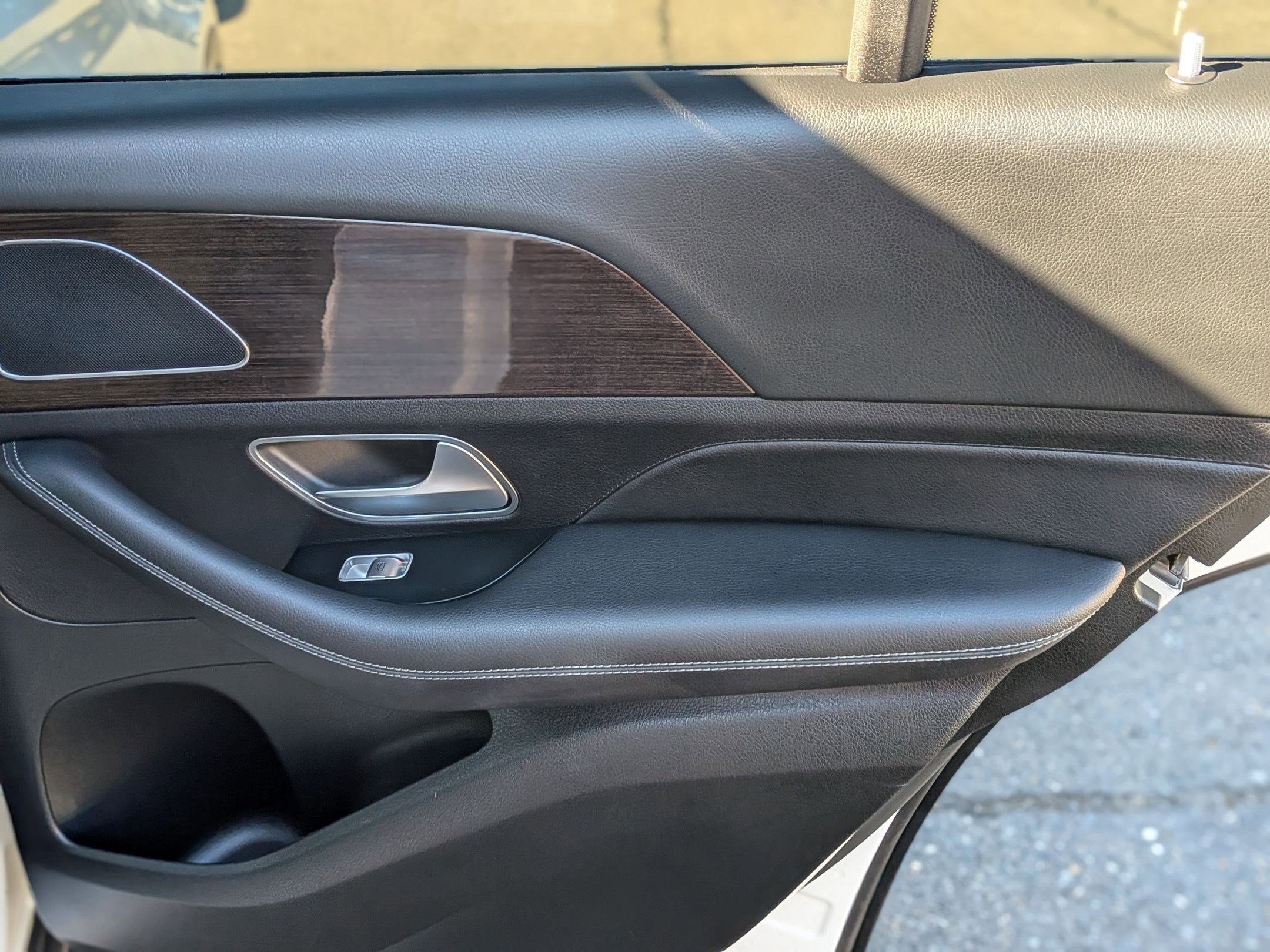 Certified 2020 Mercedes-Benz GLE 350 4MATIC image 35