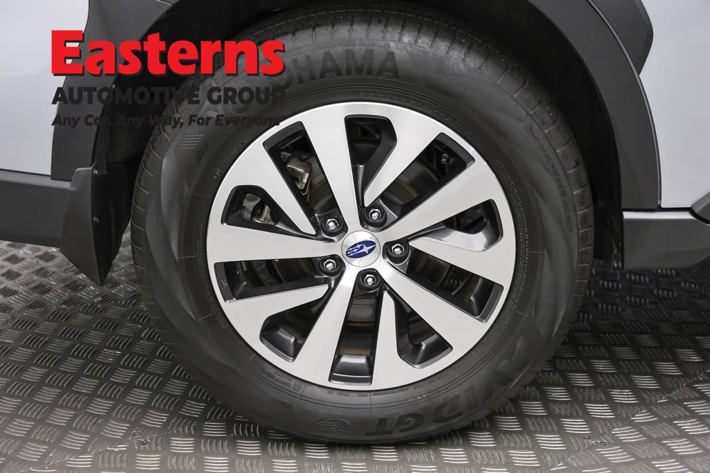 Used 2025 Subaru Outback Premium AWD/4WD image 25