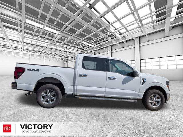 Used 2025 Ford F150 XLT w/ Equipment Group 301A Standard AWD/4WD image 2