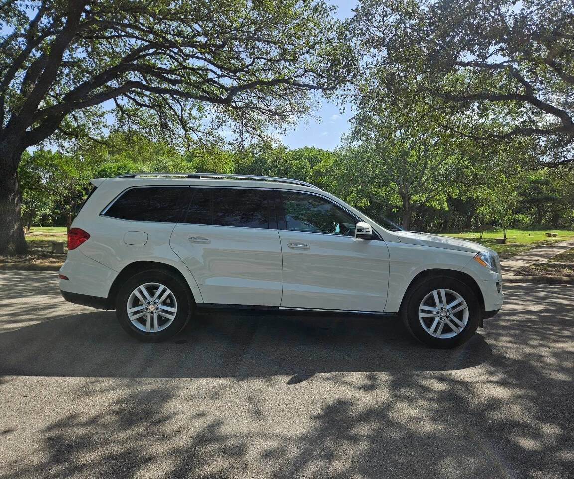 Used 2013 Mercedes-Benz GL 450 4MATIC image 3