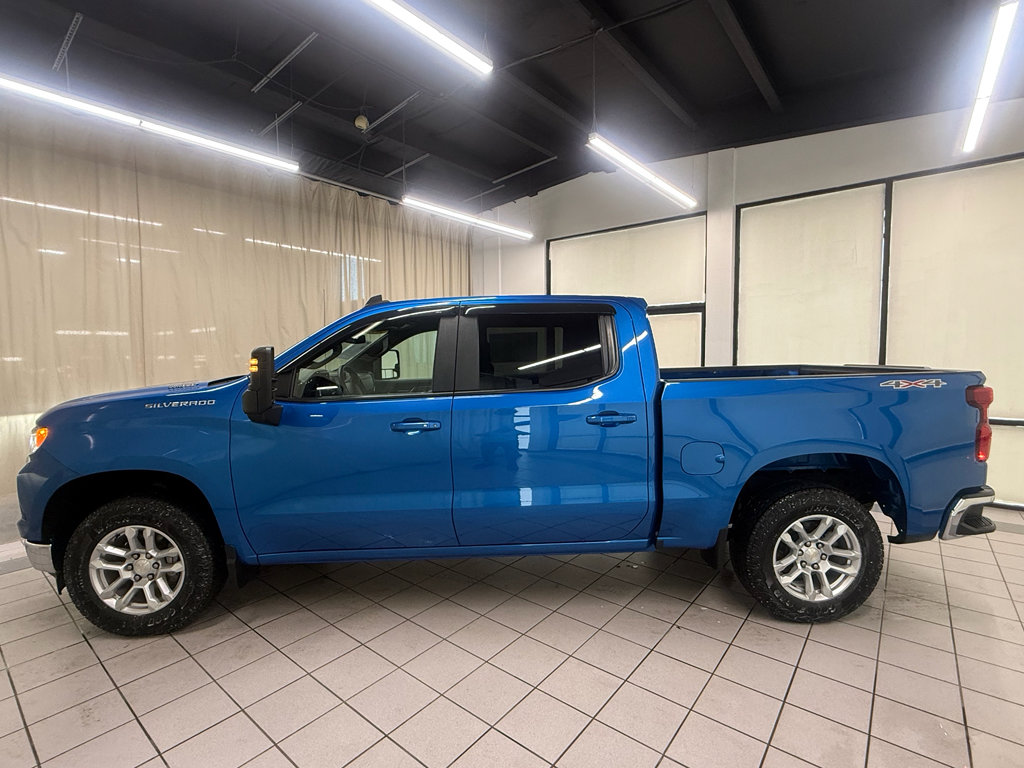 Certified 2023 Chevrolet Silverado 1500 LT AWD/4WD image 9
