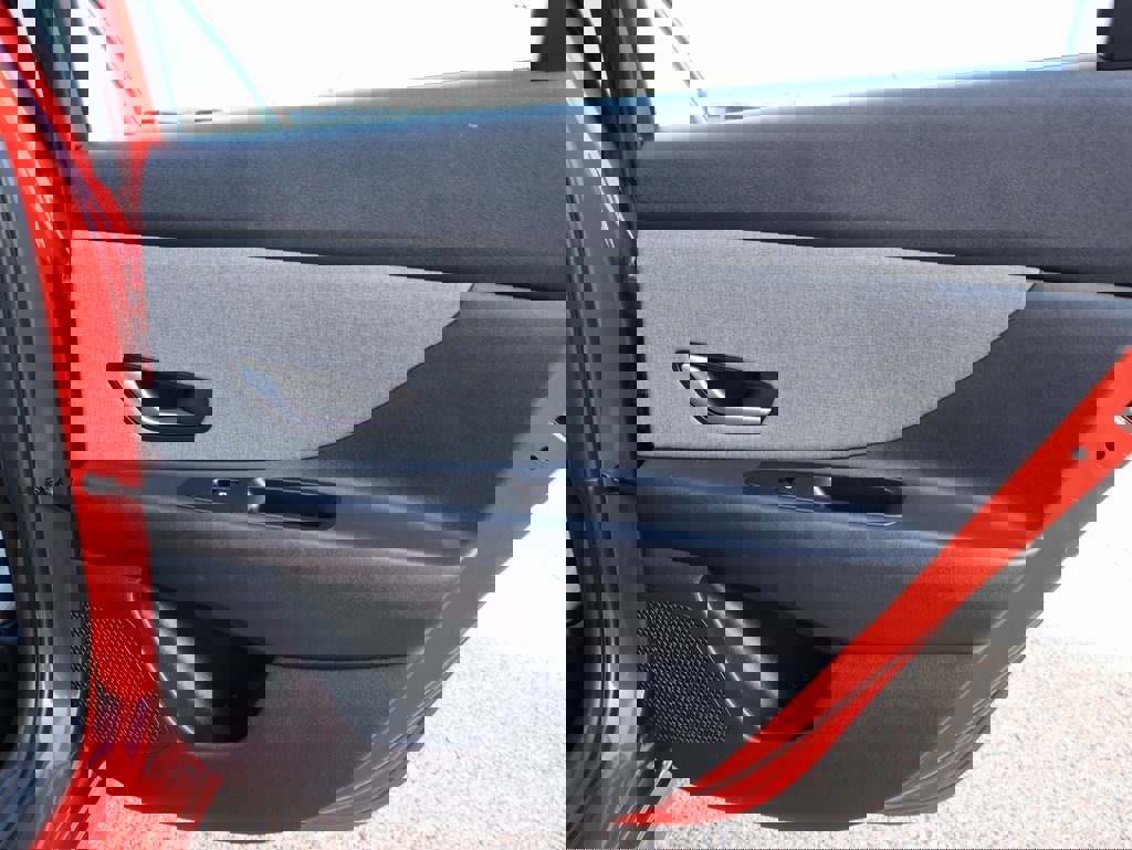 Certified 2022 Hyundai Elantra Limited image 12