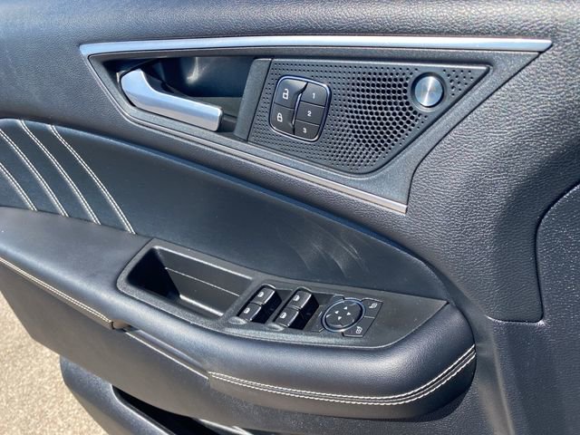 Used 2022 Ford Edge ST w/ Equipment Group 401A image 18
