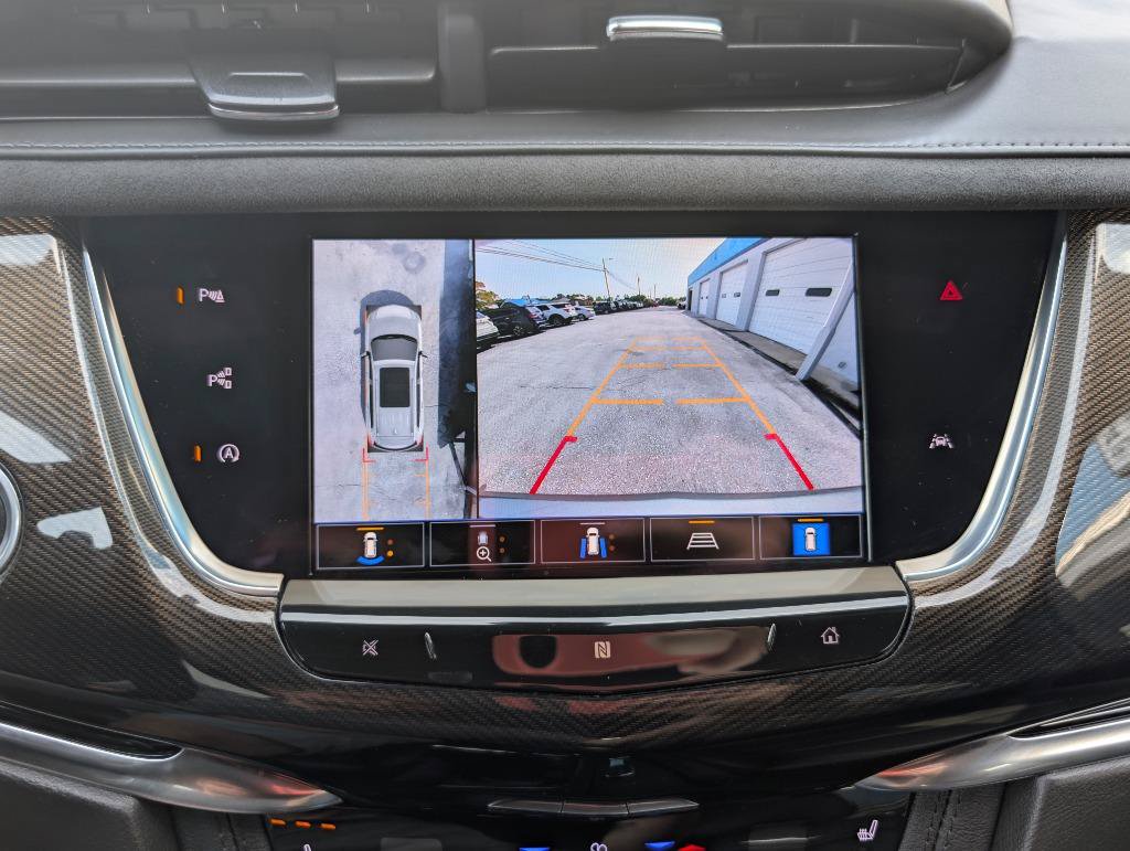 Used 2021 Cadillac XT6 Premium Luxury w/ Platinum Package FWD image 33