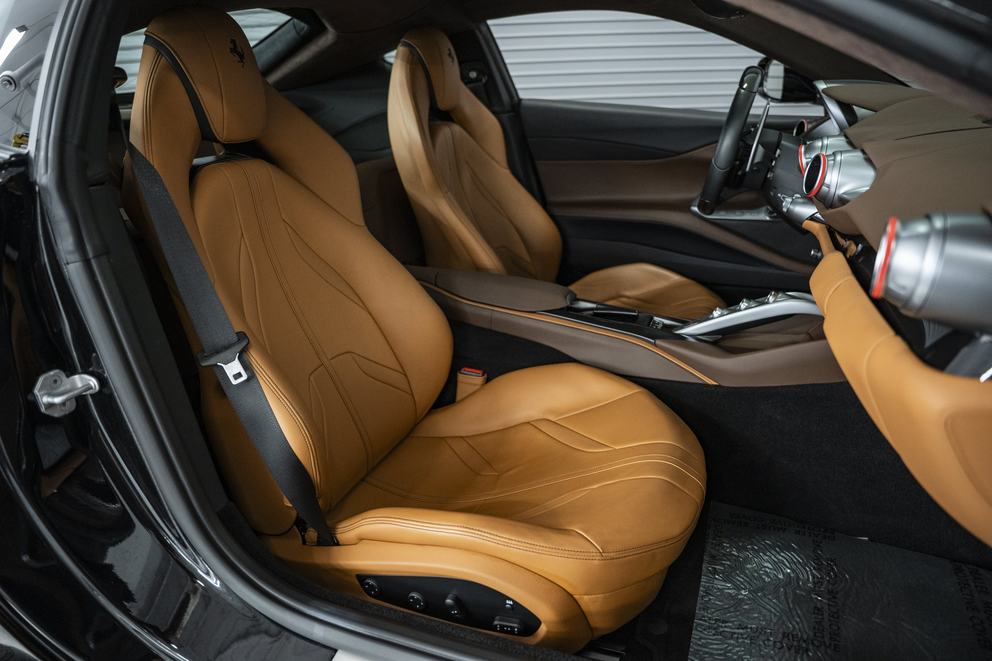 Used 2019 Ferrari 812 Superfast RWD image 27