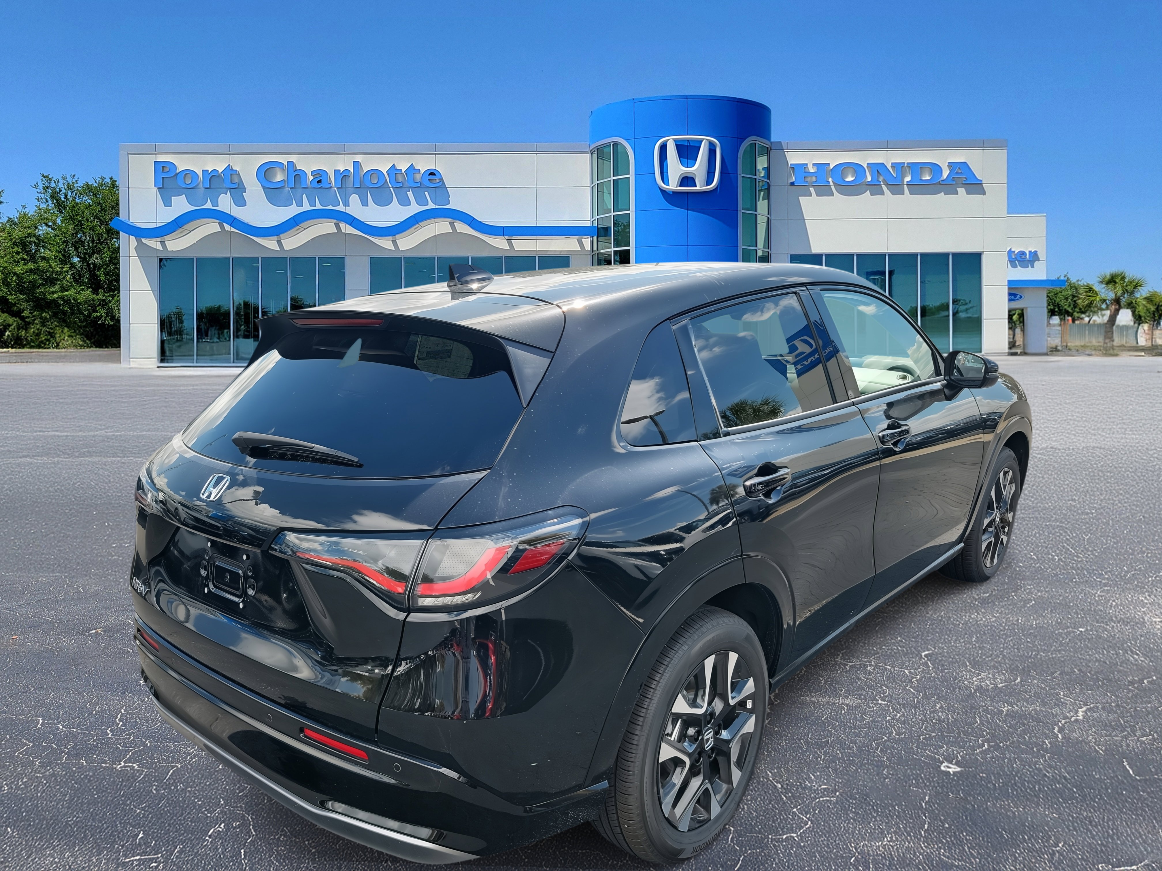 New 2026 Honda HR-V EX-L image 6