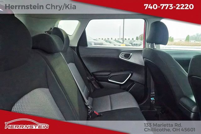 Used 2022 Kia Soul LX image 24