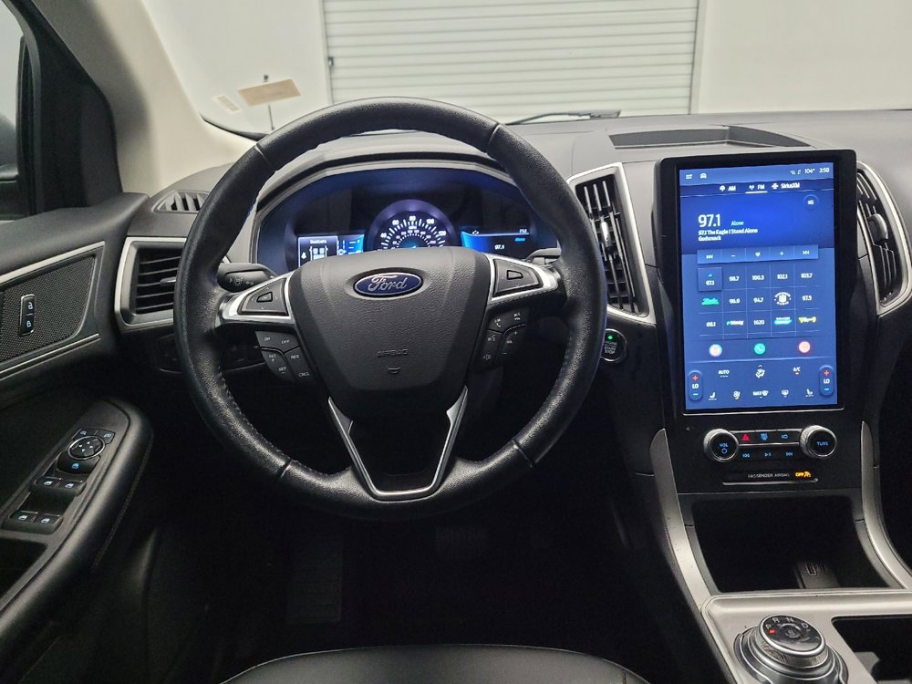Used 2024 Ford Edge SEL image 22