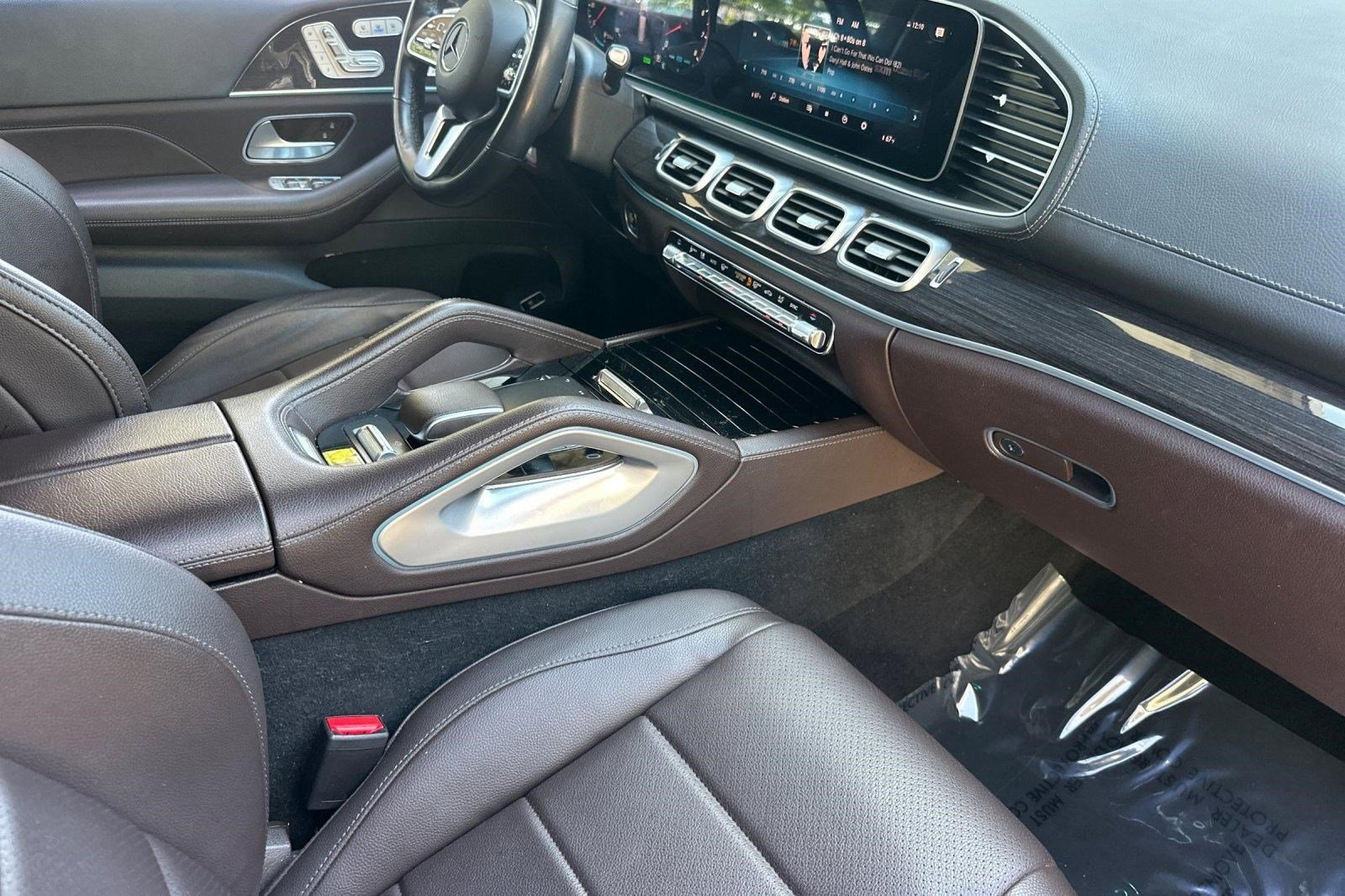 Used 2022 Mercedes-Benz GLS 450 4MATIC image 33