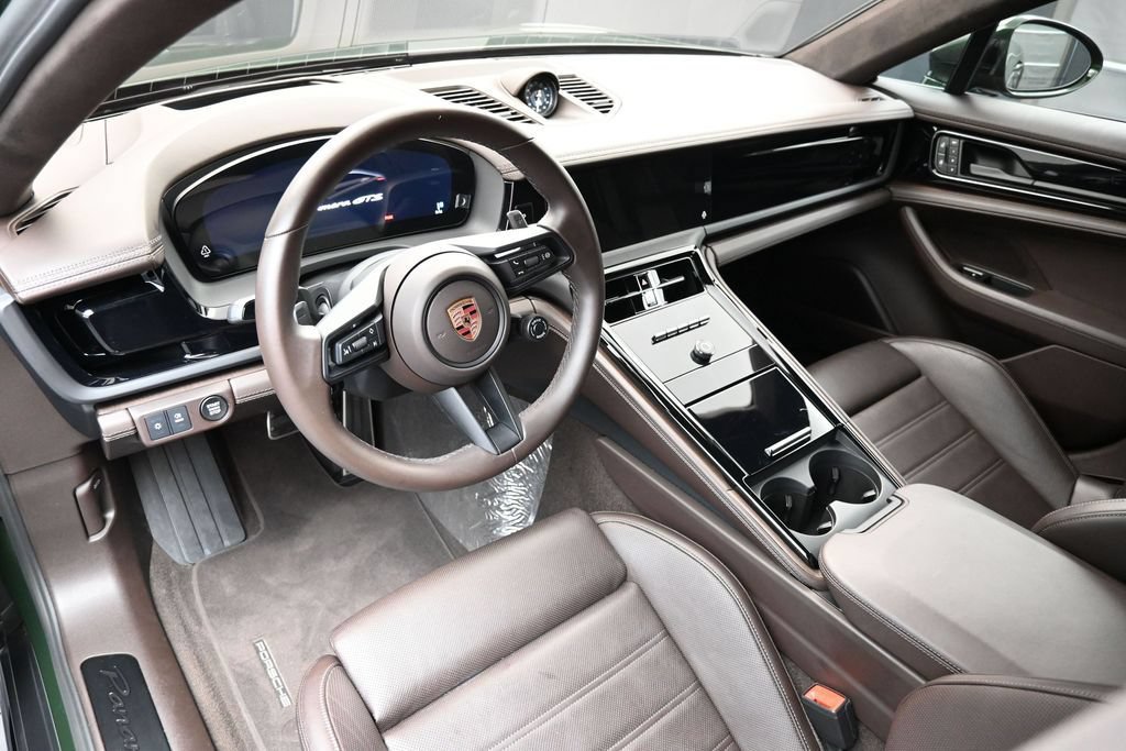 Certified 2026 Porsche Panamera GTS AWD/4WD image 4