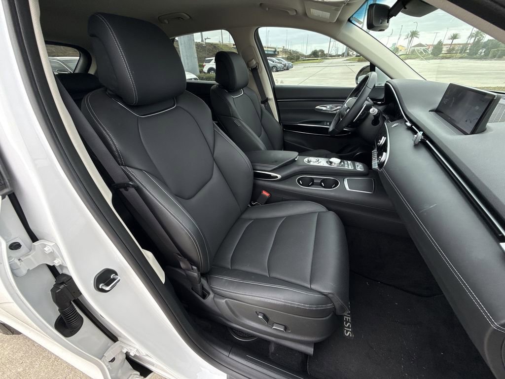 Used 2023 Genesis GV70 2.5T image 16