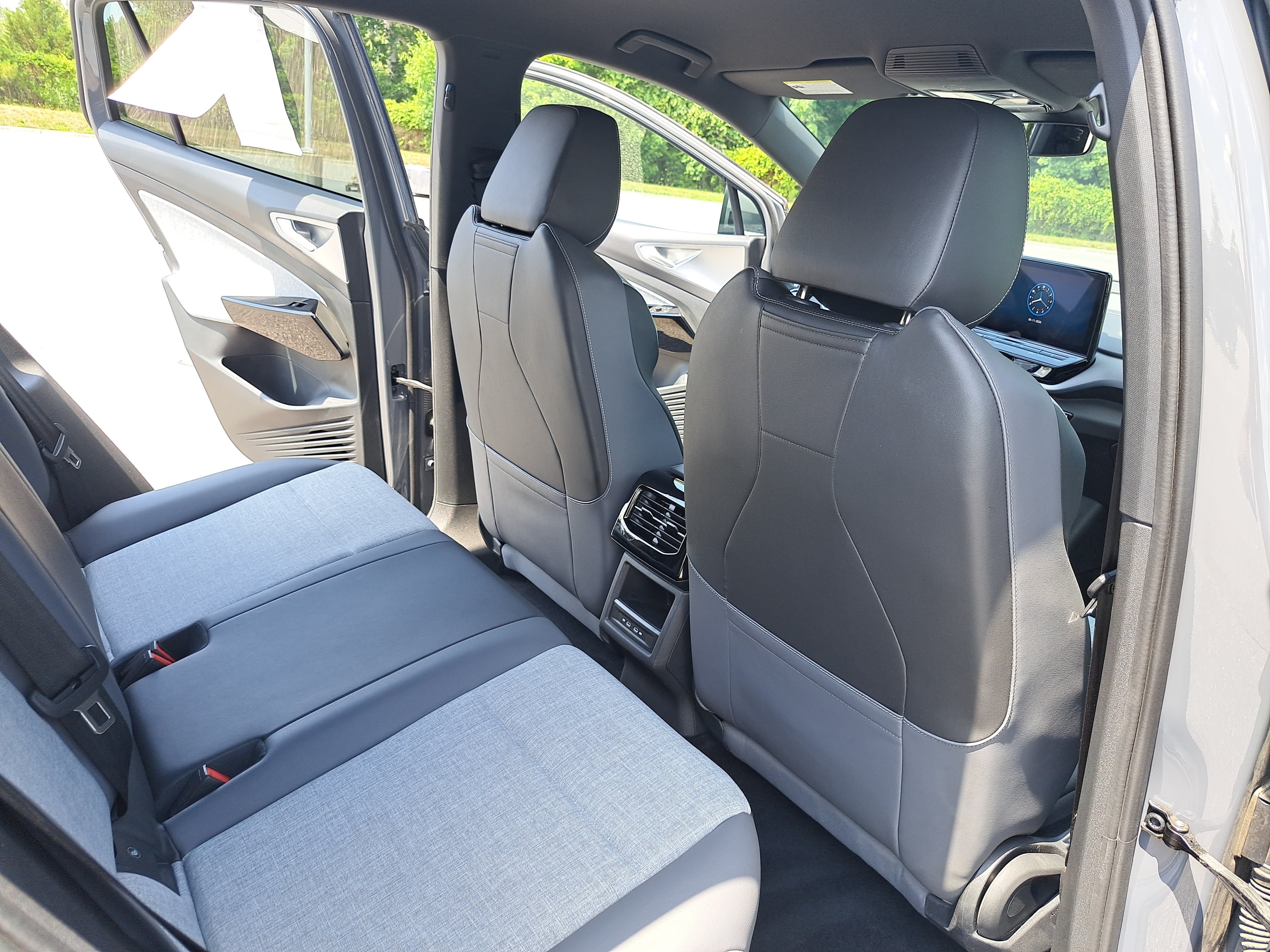 Certified 2023 Volkswagen ID.4 2WD image 11