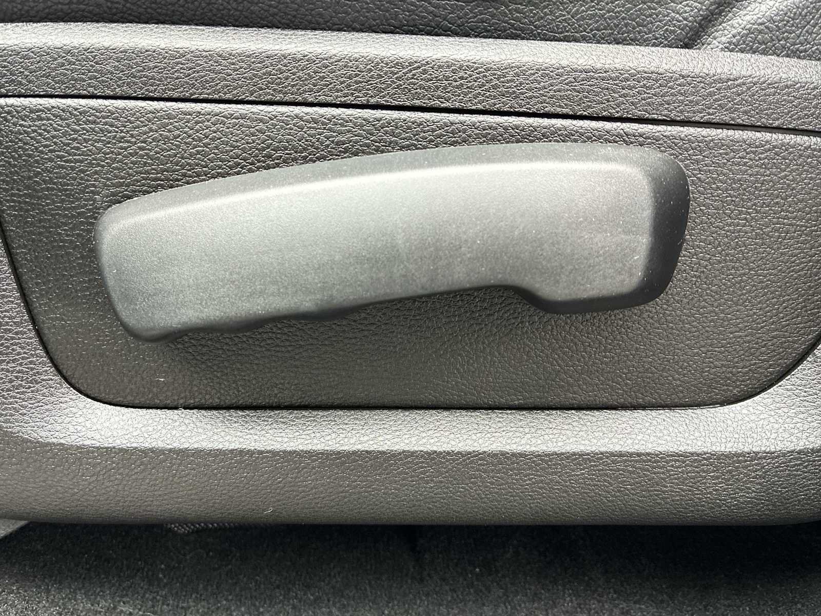 Used 2023 RAM 1500 Classic Warlock AWD/4WD image 14