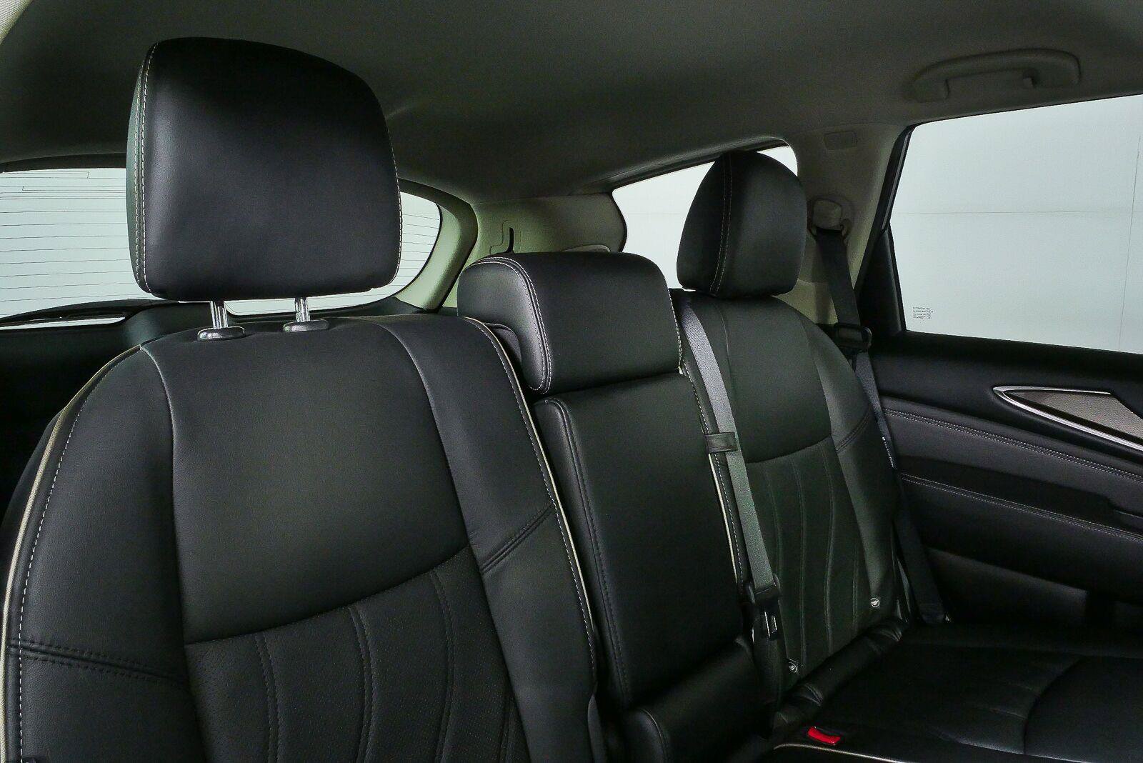 Used 2020 INFINITI QX60 Luxe w/ Essential Package AWD/4WD image 19